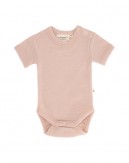 Body med kort ærme og knaplukning over den ene skulder til baby, i 100% økologisk merino uld