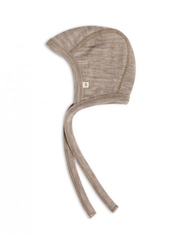 Baby hjelm med snor i 100%...