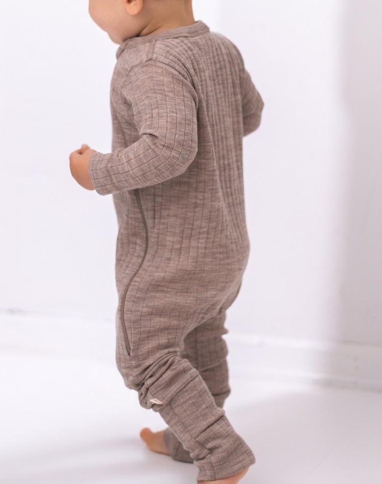 Heldragt i 100% merino uld med lynlås og dropneedle-struktur, OEKO-TEX®